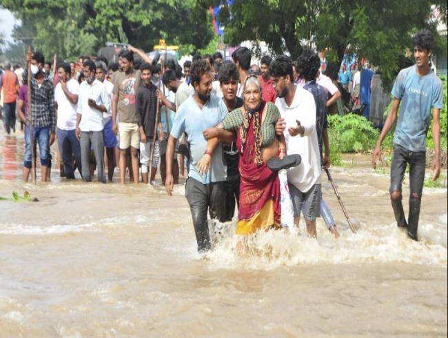 Andhra govt to distribute essential commodities free in flood-affected districts