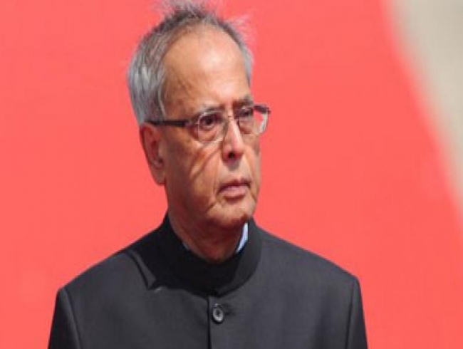 Pranab Mukherjee will attend Iftar hosted by Rahul Gandhi, confirms Congress