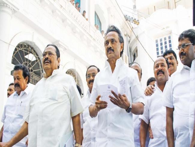 M K Stalin flays Centre on 10 per cent quota issue