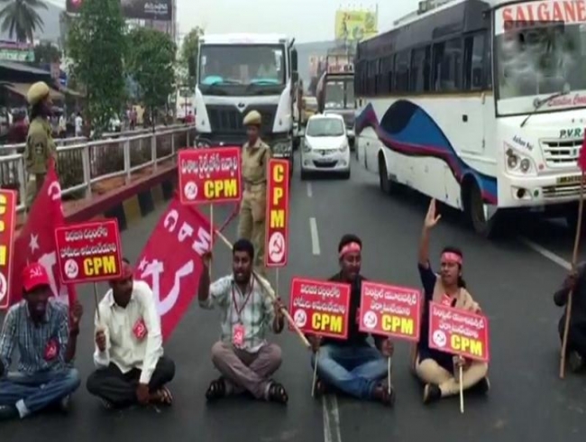 Schools shut, security tightened as Left calls for Andhra Pradesh bandh today