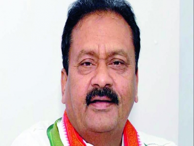 ED notices to Shabbir Ali and 3 other Congress leaders