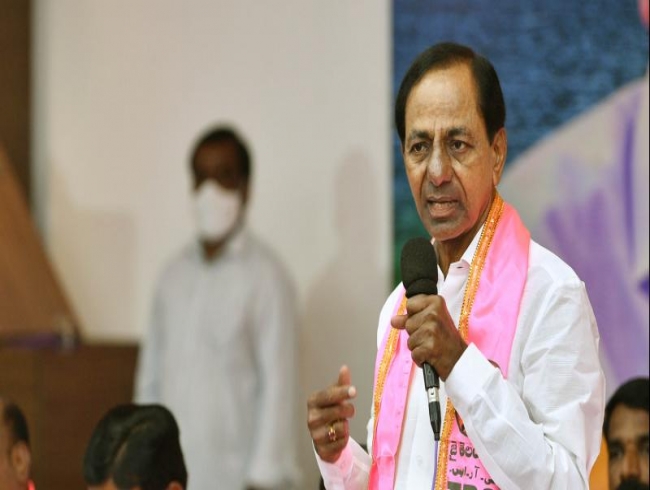 KCR fumes at slow-paced works in Nalgonda