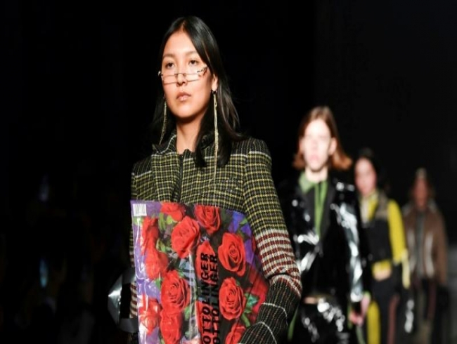 Paris Fashion Week 2019 begins under Lagerfeld's shadow