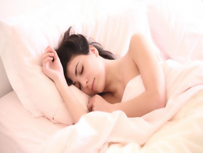 Too hot to sleep? 5 tips to help you get some shut-eye