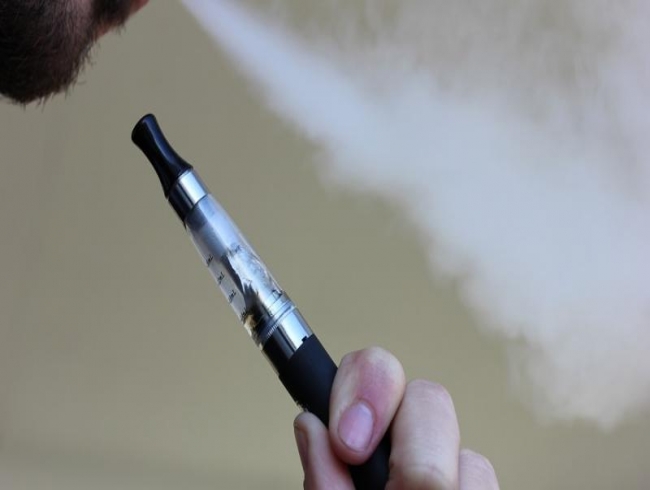 E-cigarette flavours produce harmful toxins