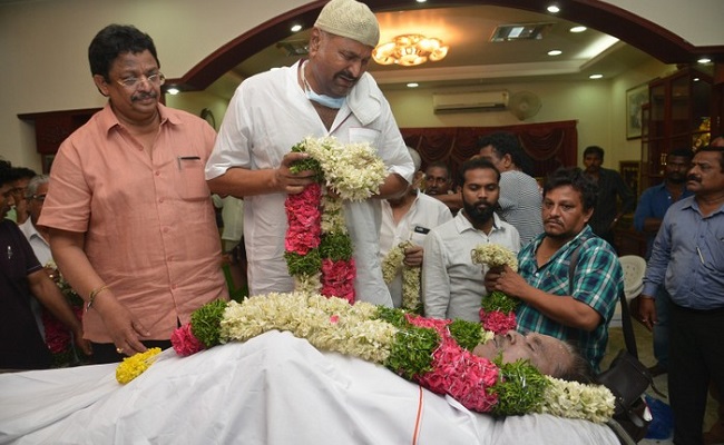 Pics: Celebrities pay rich tribute to Dasari