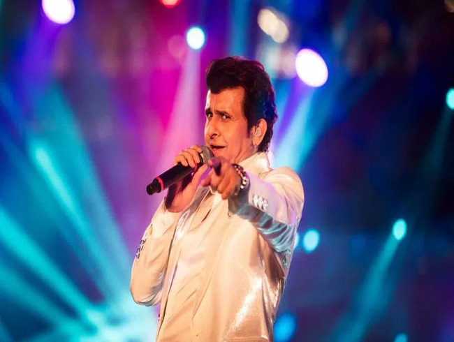 Sonu Nigam says childhood anger fuelled his passion and shaped his singing career Sonu Nigam says childhood anger fuelled his passion and shaped his singing career