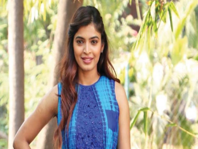 Sanchitha opposite Dinesh in zombie adult comedy?