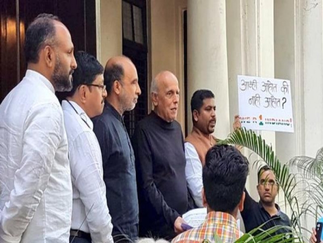 Filmmaker Mahesh Bhatt joins protest against Citizenship Amendment Act