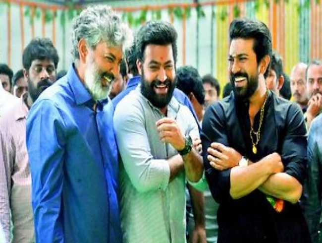 Rajamouli completes first shooting schedule for RRR