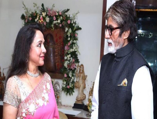 Hema Malini congratulates Amitabh Bachchan for bagging Dadasaheb Phalke Award