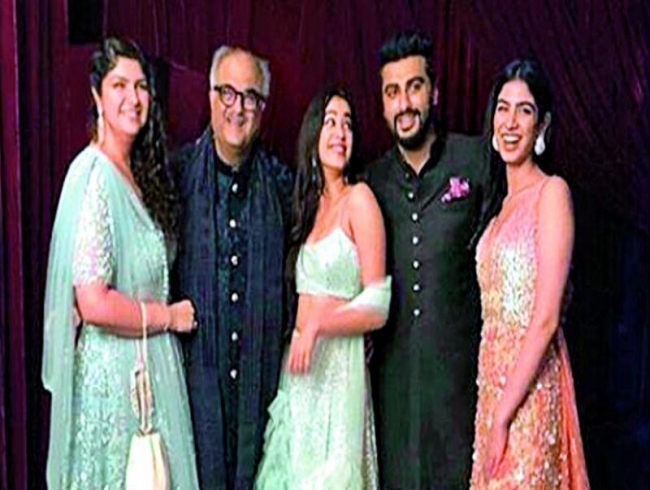Kapoors, now a Happy family
