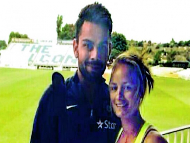 She proposed to Kohli… and he gifted his willow