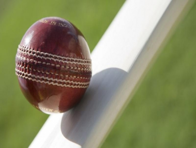 Struck by lightening, 21-year-old aspiring cricketer dies on field in Kolkata