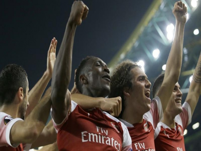 Europa League: Welbeck helps Arsenal sink Sporting Lisbon, Betis topple AC Milan away