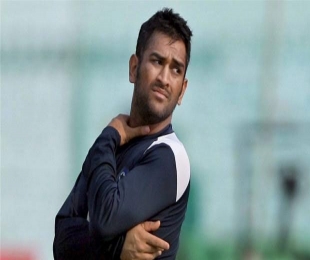 Retired MS Dhoni on stand-by for Sydney Test