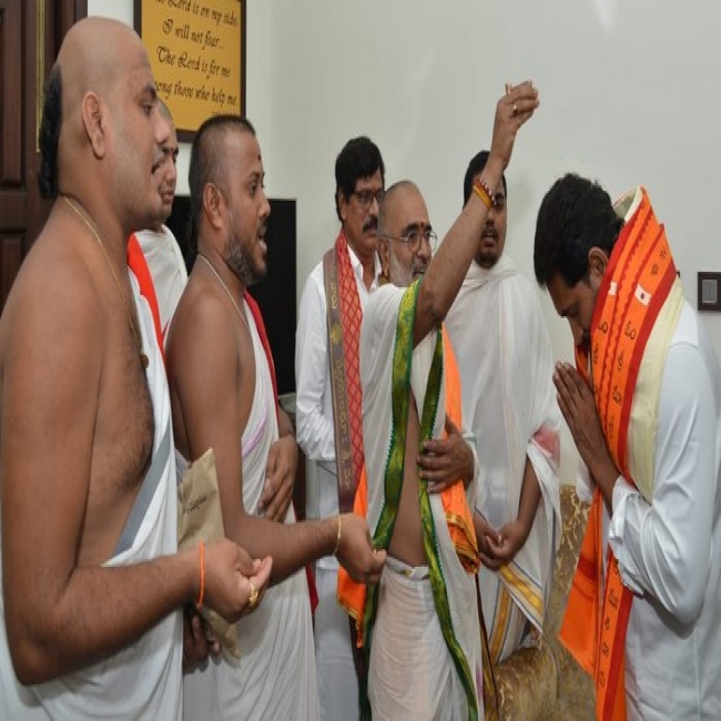Jagan elected YSRCP leader
