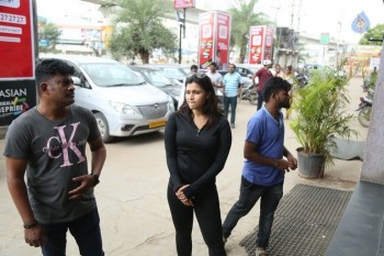 Jakkanna Team Visits Hyderabad Theaters