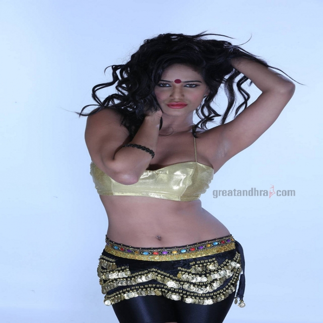 Poonam Pandey Albums